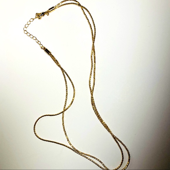 Gold Chain - Picture 1 of 4